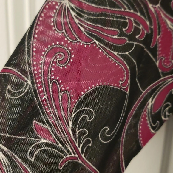 Inc Mesh Crossover Ruched Paisley Top Purple Black Silver - Picture 4 of 11